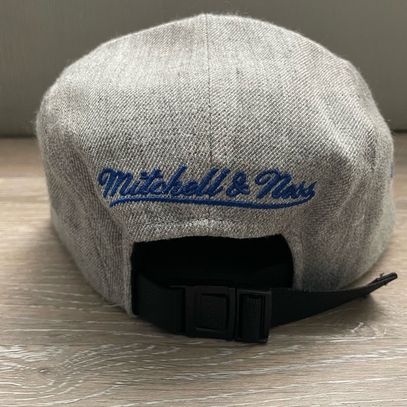Mitchell & Ness Gray 5 Panel Warriors Hat - Picture 6 of 8